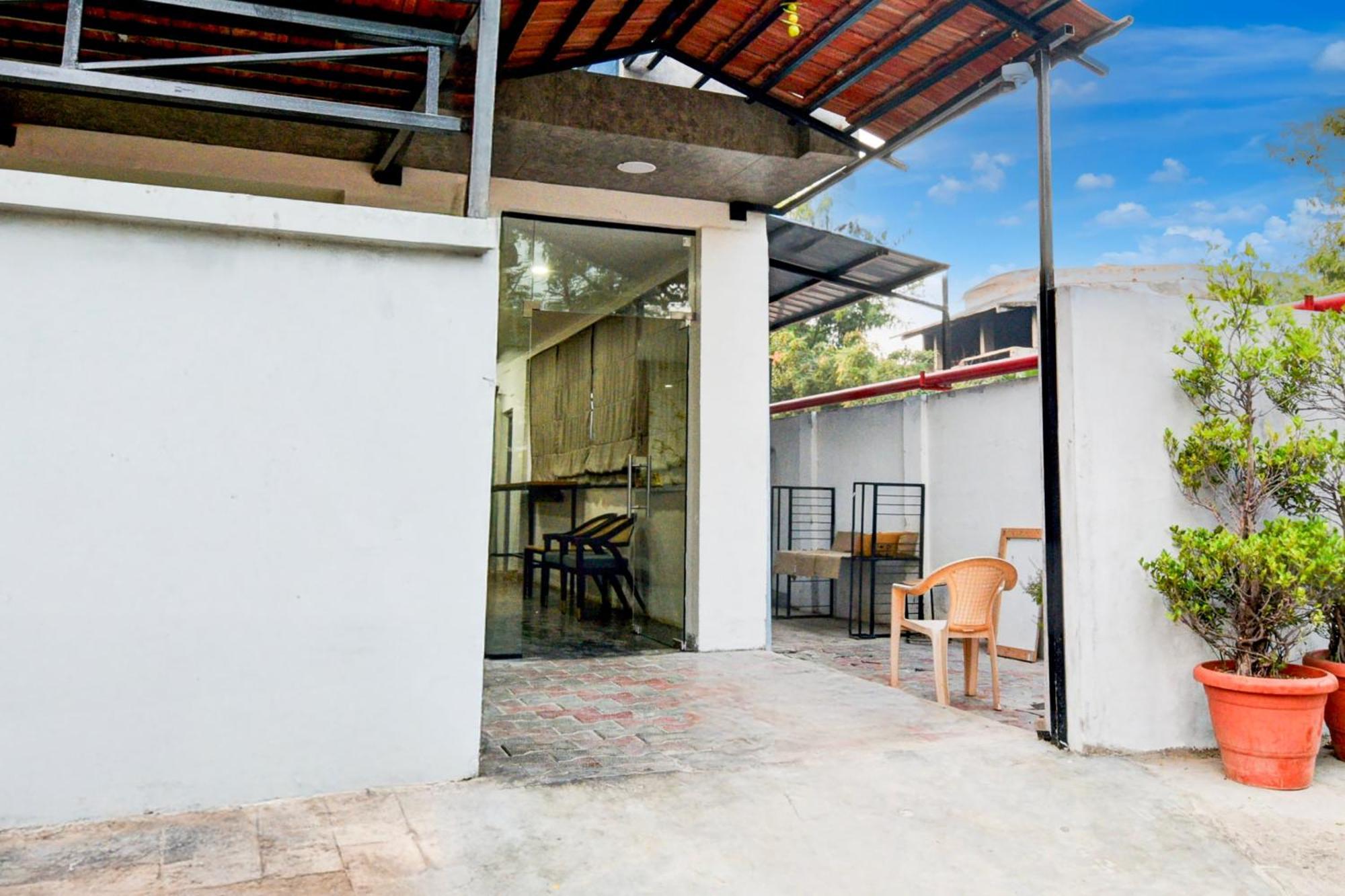 Super Townhouse Unnam Hotels Backside Of Tabala Rasa Pub, Financial District حيدر أباد المظهر الخارجي الصورة
